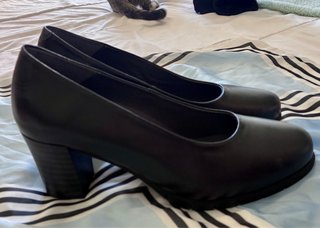 Zapatos de tacón negros