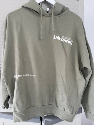 Sudadera Pull & Bear verde militar