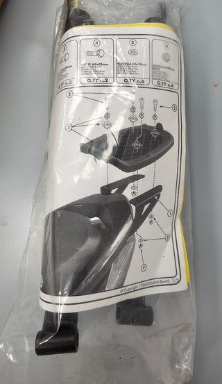 Soporte Maleta Givi SR354 Yamaha Cygnus X 2004