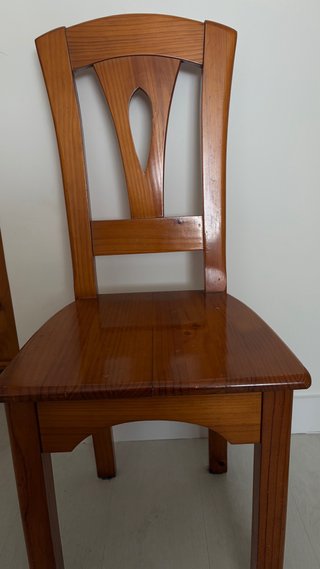 Sedia in legno di pino