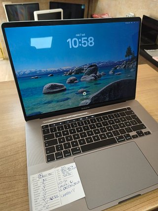 MacBook Pro 16 GB RAM 16" 2019 i7-9750H SSD 500 GB