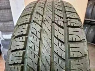 215 65 R16 98H Goodyear - 1 neumático sin uso