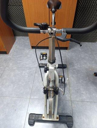 Bicicleta Spinning BH JetBike