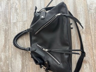 Lote Chaquetas y Bolsos Mujer