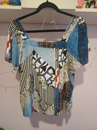 Top Desigual Talla M