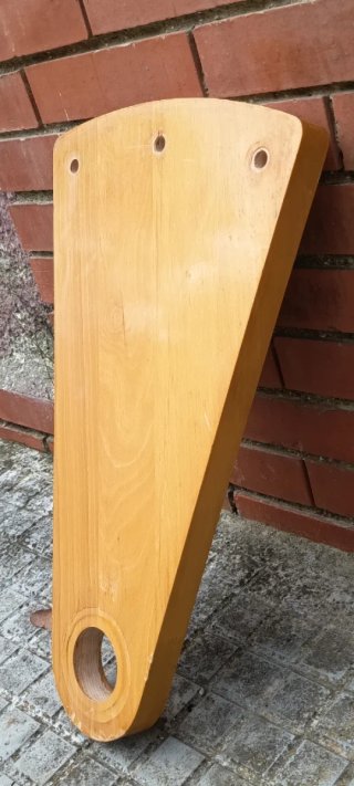 Escalera de caracol, peldaños de Haya Maciza 4cm