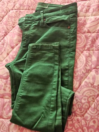 Pantalón elástico verde Talla 36