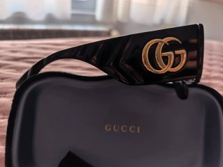 Gafas de sol Gucci de pasta negras