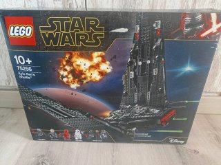 LEGO Star Wars 75256 Kylo Ren's Shuttle