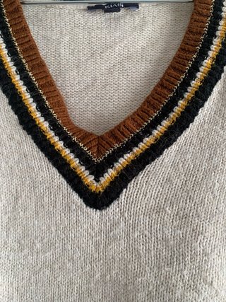Jersey Kiabi V-neck rayas marrones