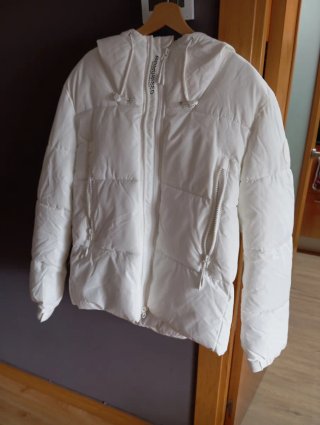 Anorak Blanco Zara