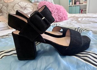 Sandalias de terciopelo negro