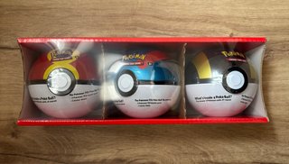 Pokemon TCG Poké Ball Tin 3 Pack