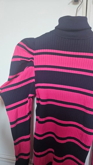 Jersey Zara Rayas Fucsia y Azul marino Talla M