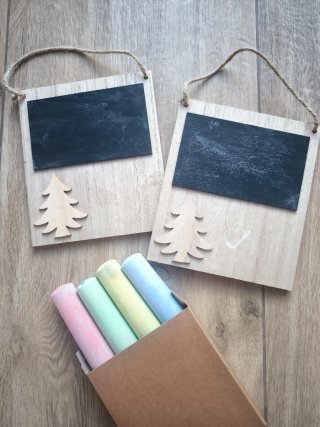 2 Lavagne in Legno con Alberi di Natale e Gessi