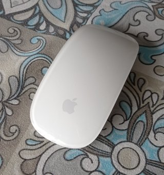 Apple Magic Mouse A1296 Wireless Bluetooth
