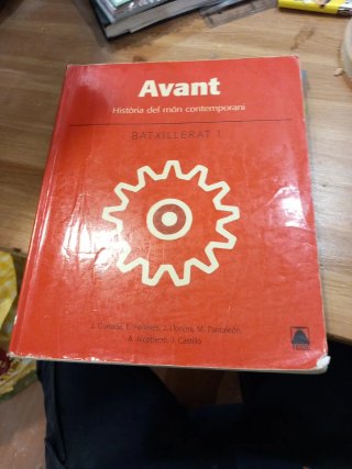 Avant 1, Batxillerat. Història del món contempo...