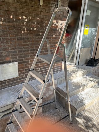 Escalera de Aluminio de 7 Peldaños