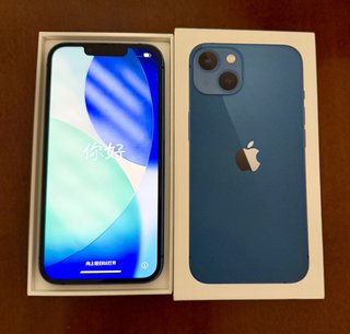 iPhone 13 256GB in ottime condizioni, con fattura