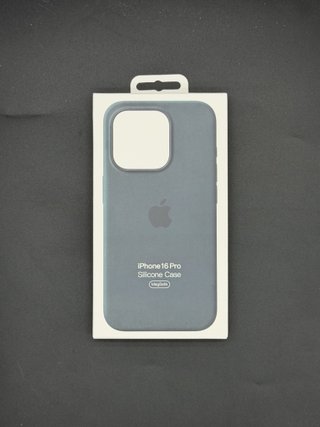 Custodia iPhone 16 Pro in Silicone Nuova 7
