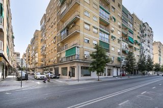 Piso en venta en Camino de Ronda - Rosaleda en Granada