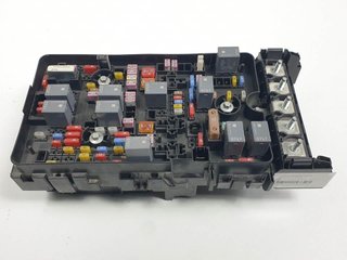 CAJA RELES / FUSIBLES JEEP JEEP CHEROKEE (KL) 2013-2026