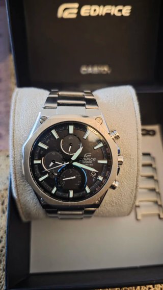 Reloj Casio Edifice EQB-1100 (Super Slim High Spec