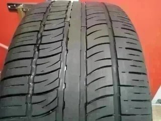295 40 R22 112W Pirelli - 1 neumático 5mm