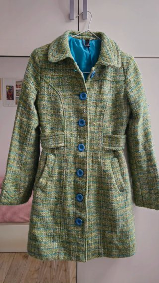 Abrigo H&M verde y turquesa