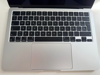 MacBook Air M3 13 16GB 512GB 2024