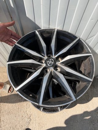 Llantas Toyota 18 pulgadas