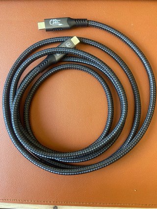 Cable Thunderbolt 4 / USB4 certificado (1.8 m)