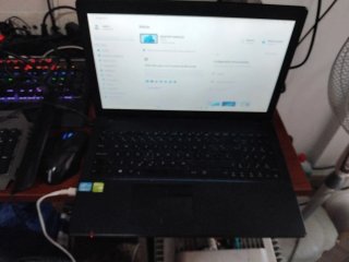 Portátil Asus i7