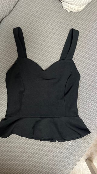 Camiseta tirantes peplum negra No se que marca es