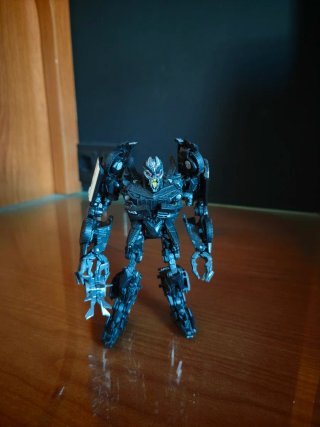 Transformers Studio Series Barricade (15 aniver.)