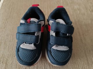 Zapatillas Deportivas Nuevas  Sfera