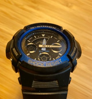 Reloj Casio G-Shock AW-591 azul y negro