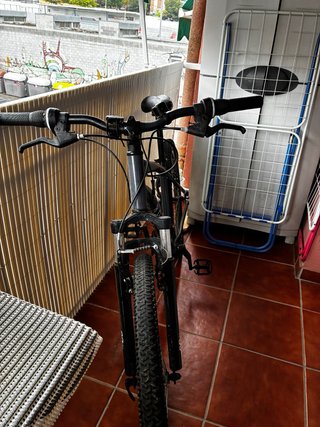 Bicicleta de Montaña Negra