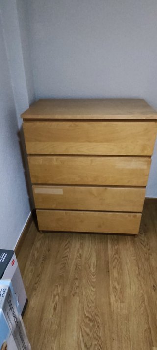 Cómoda Malm Ikea 4 Cajones Madera natural.