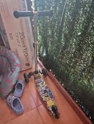 Patinete Infantil con Diseño de Pegatinas