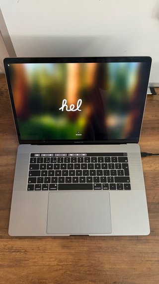 MacBook Pro 15” i9 | 32 GB RAM | 512 GB SSD