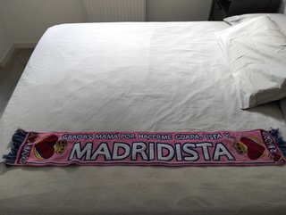 Bufanda Real Madrid Rosa guapa, lista y MADRIDISTA