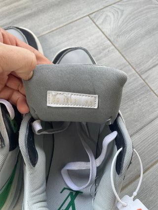 Zapatillas tipo Louis Vuitton
