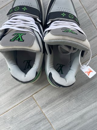Zapatillas tipo Louis Vuitton