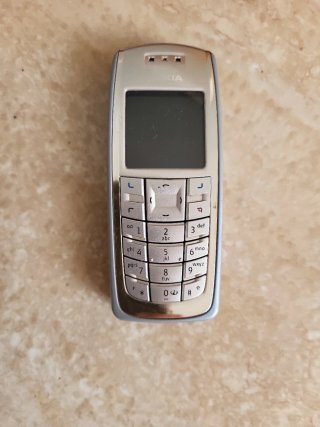 Teléfono Móvil Nokia Plata