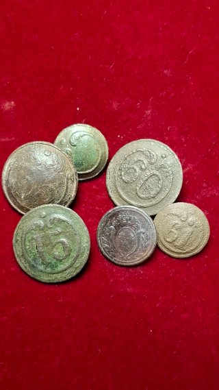 6 Botones Militares Antiguos