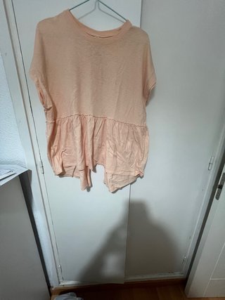 Camisa ancha American Eagle M naranja pastel