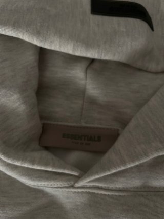 Sudadera Essentials Fear of God Gris