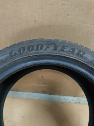Neumático Goodyear 225/45 R17 All Season