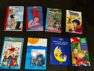 Lote 8 libros infantiles y juveniles SM, WITCH...